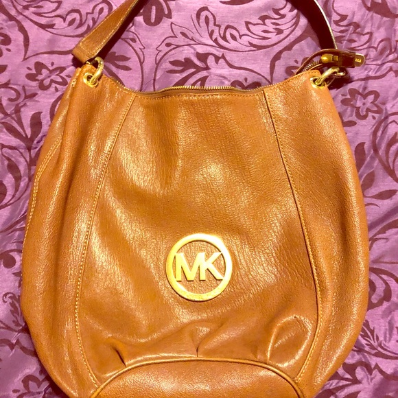 Michael Kors - Picture 1 of 8